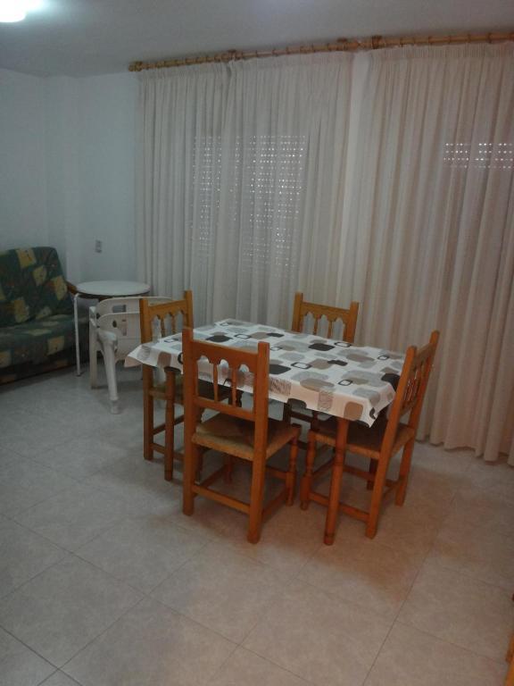 Apartamentos Parada Orpesa Szoba fotó